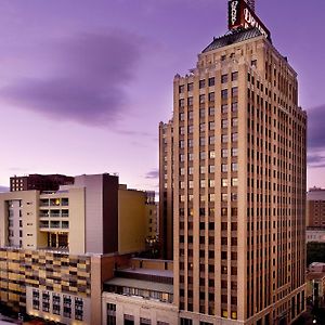 Drury Plaza Hotel San Antonio Riverwalk